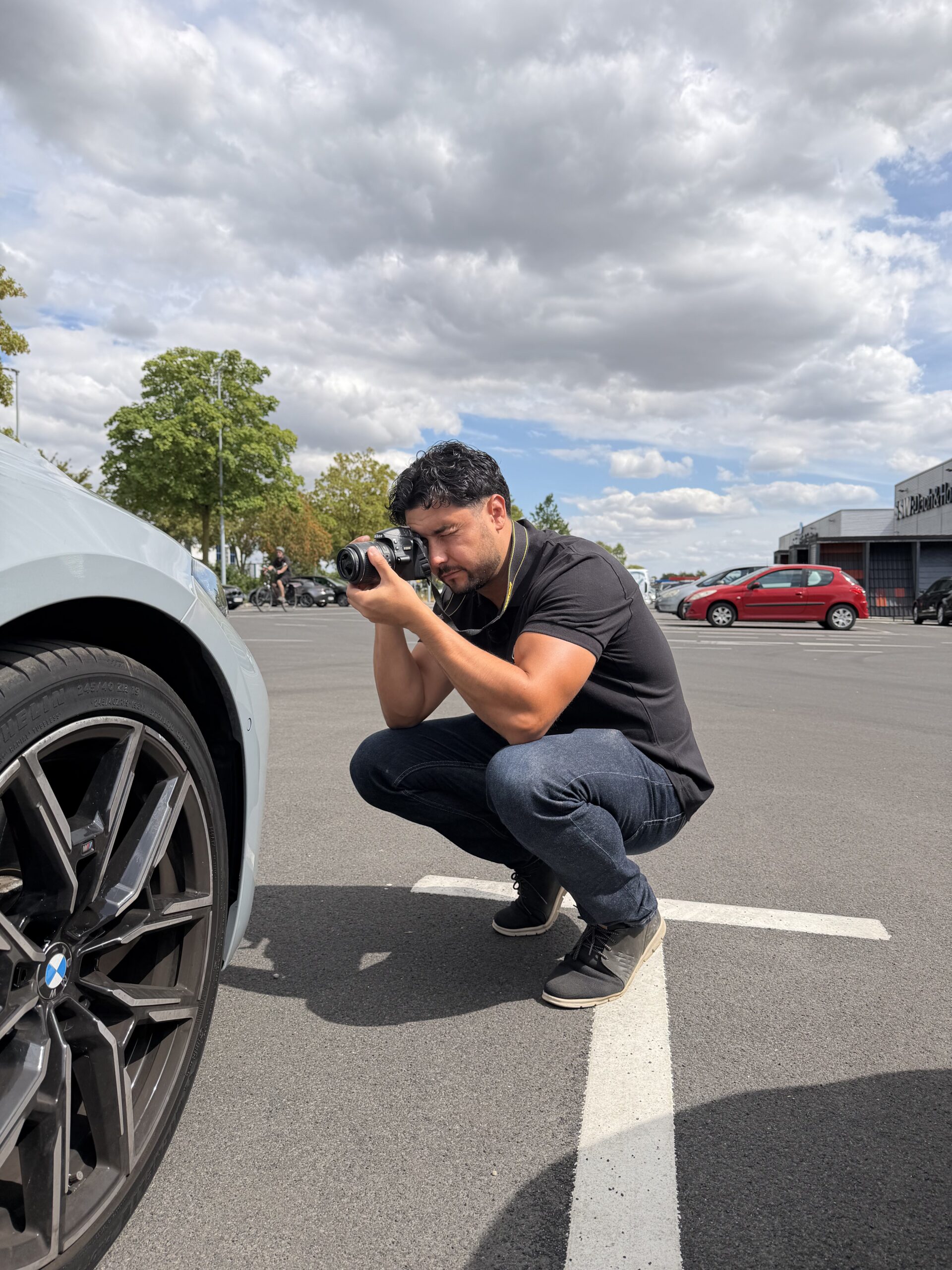 Fahrzeugbegutachtung durch Yunus Kava in Eschweiler
